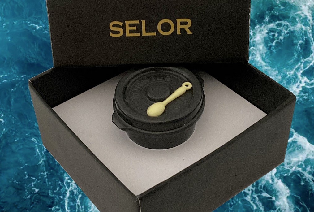 SELOR crystal box